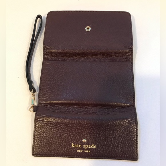 Kate Spade IPhone Case Wristlet Leather Wallet Pre- owned very good condition - Picture 5 of 8